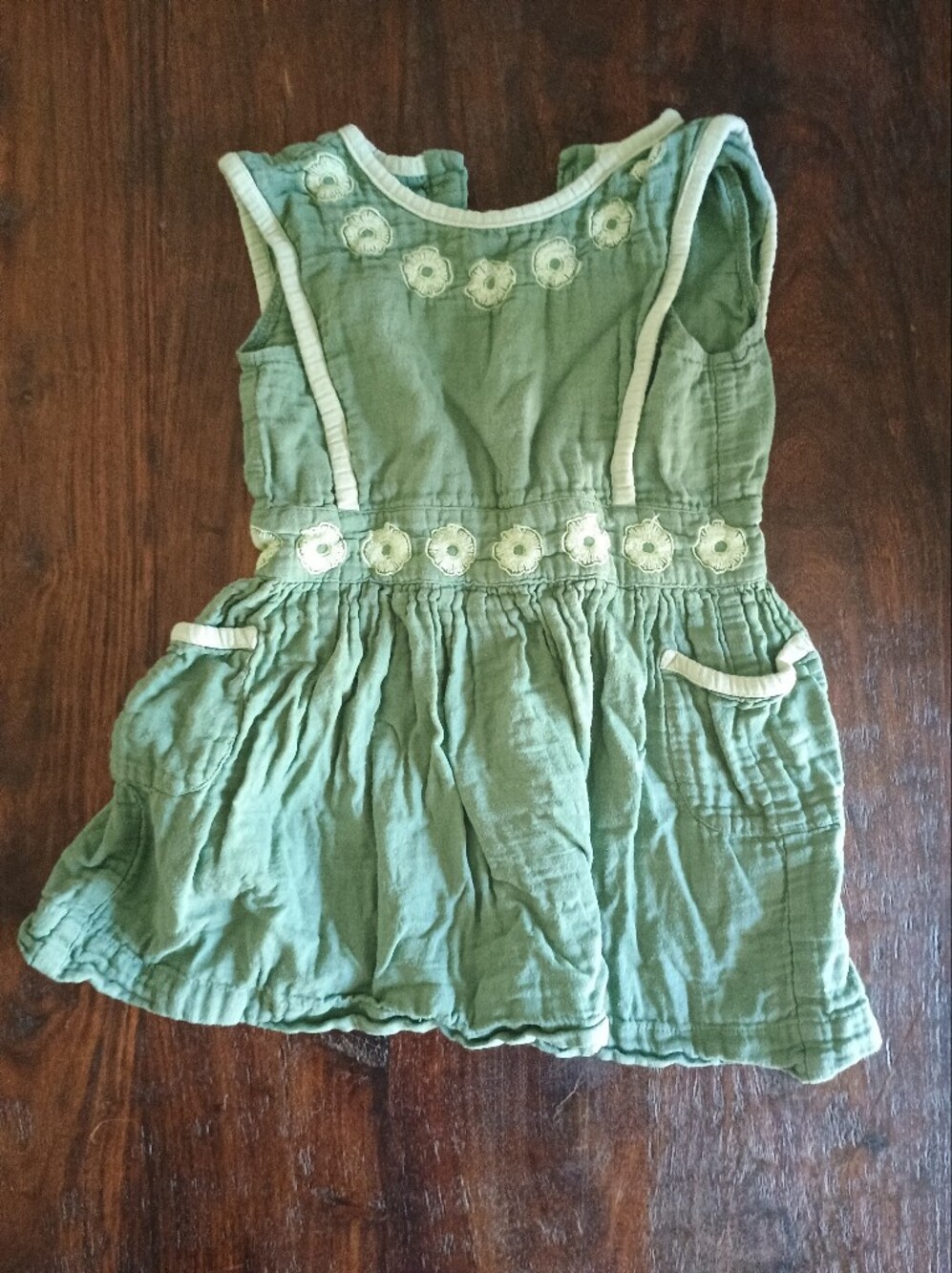 kate quinn Green Embroidered Pocket Dress, 2T